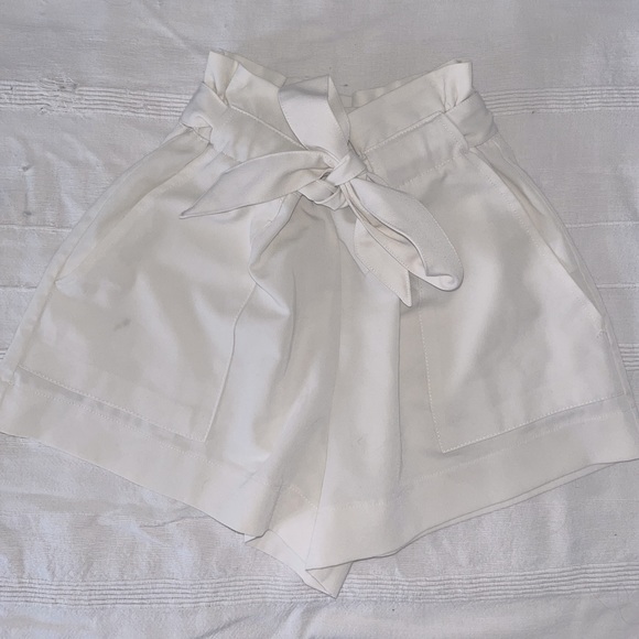 Pants - Lovalot - white tailored shorts - size 6